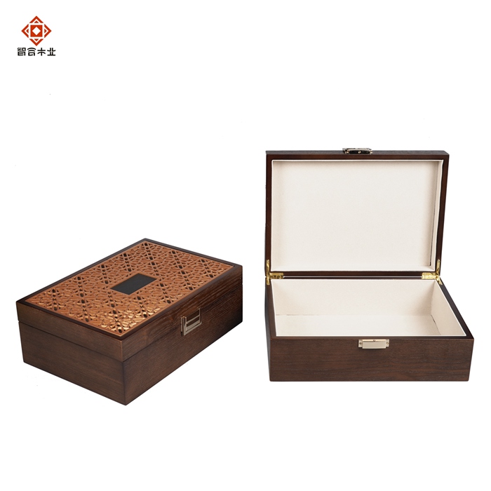 鏤空設(shè)計(jì)禮品包裝木盒