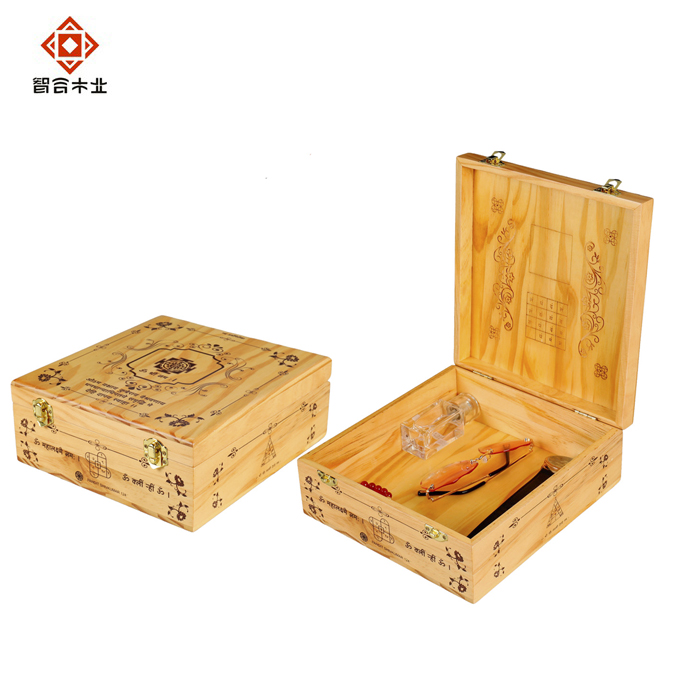實(shí)木高檔禮品木盒