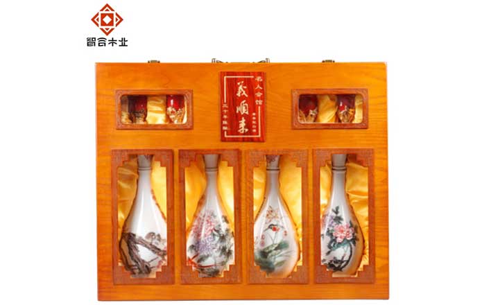紅酒木盒包裝高檔嗎?發揮哪些特色優勢呢?